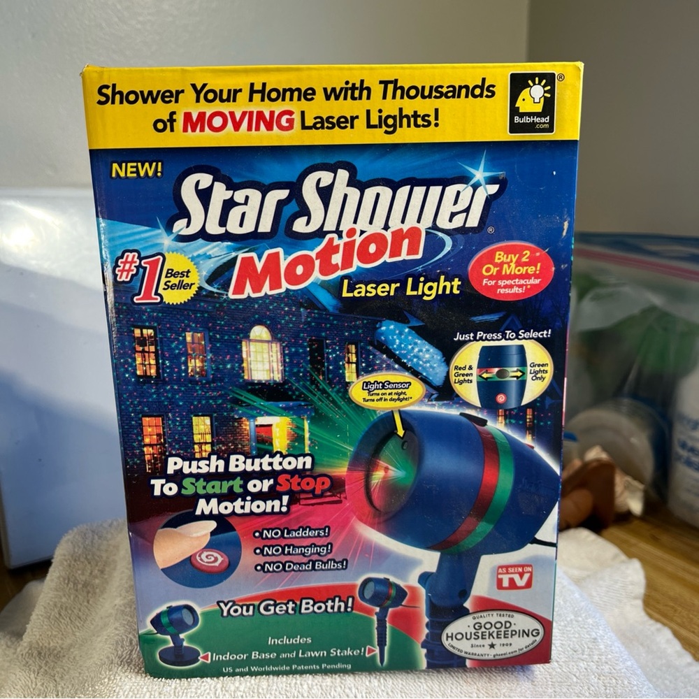 BulbHead Star Shower Motion Laser Lights Projector NIB